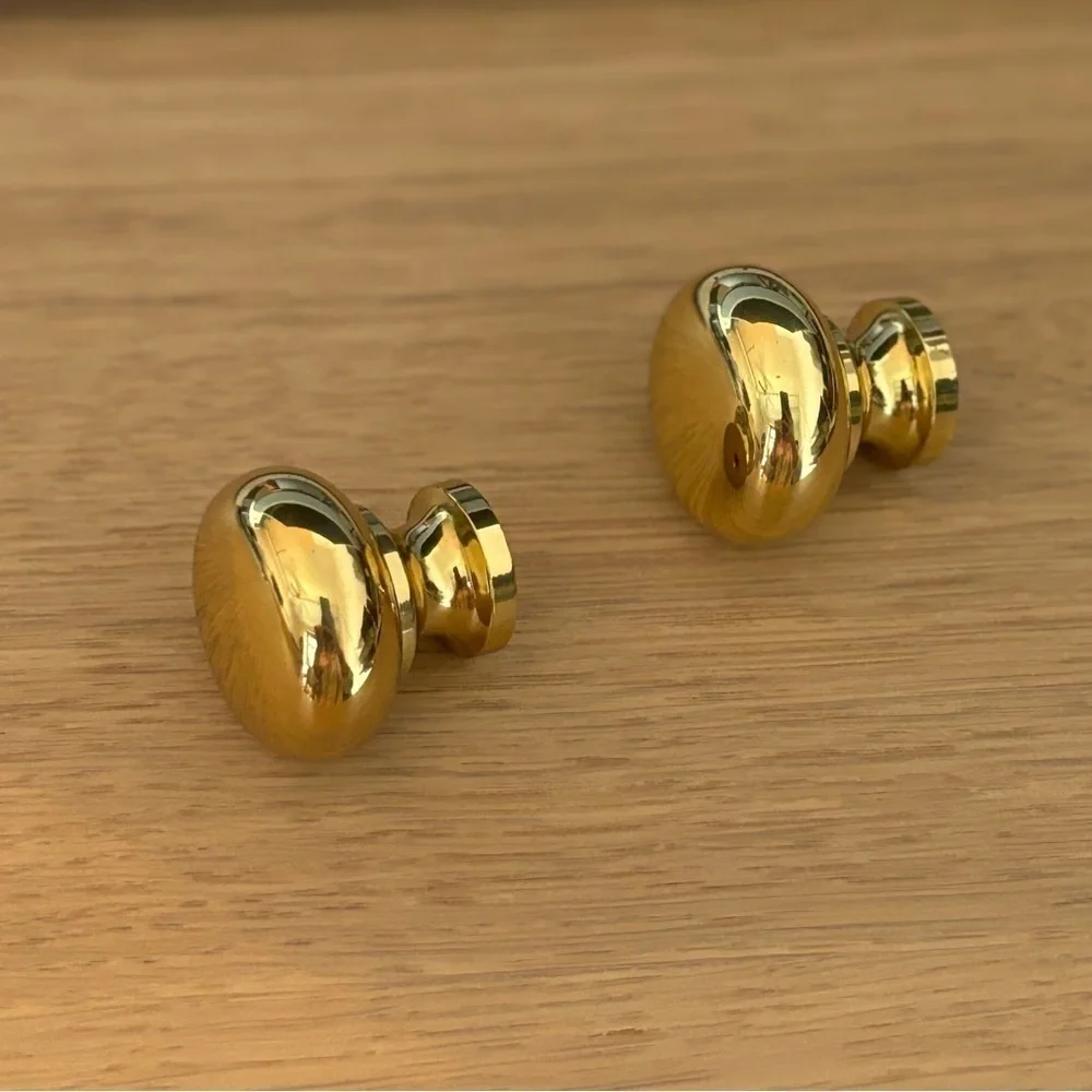 Set of 2‎ cabinet door knobs Solid brass. New